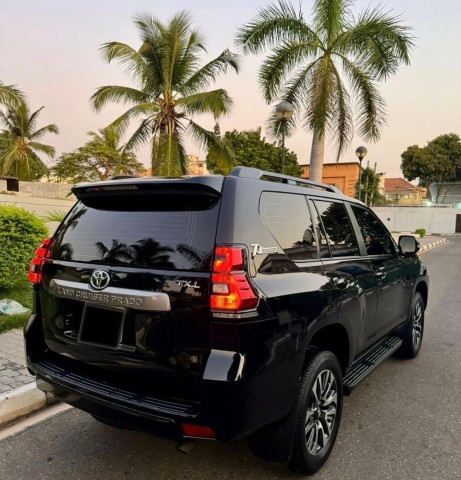 Venda TOYOTA LAND CRUISER PRADO - 70 ANOS