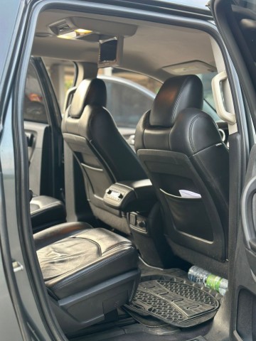 Venda Chevrolet traverse impecável