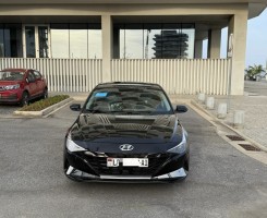 A venda Venda: HYUNDAI ELANTRA Full Options