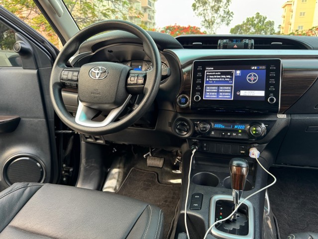 Venda TOYOTA HILUX SR5 2022 V6 FULL OPTION