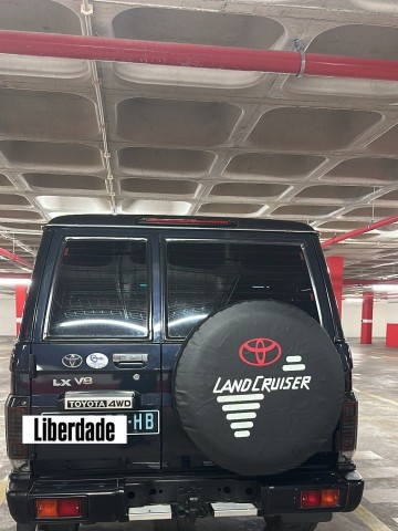 Venda Land CRUISER LX HZ