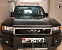 A venda TOYOTA LAND CRUISER PRADO 2025