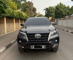 A venda TOYOTA FORTUNER 2022 NOVO GASOLINA FULL OPTION