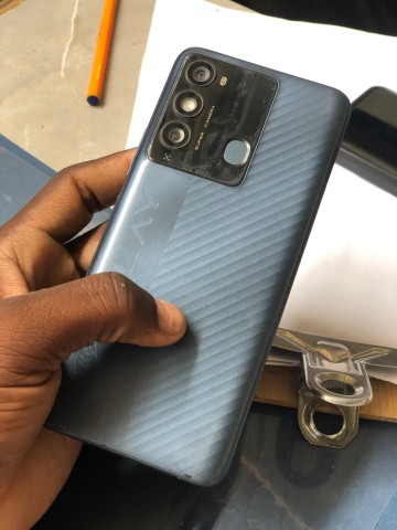 Venda Itel p48 32gb