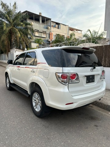 Venda TOYOTA FORTUNER