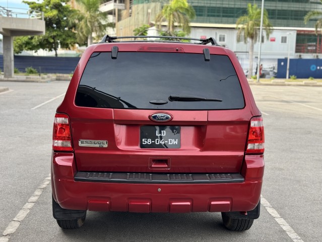 Venda Ford escape impecável