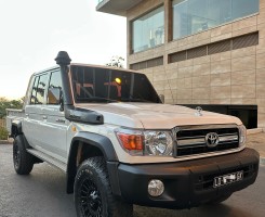A venda Toyota Land cruiser - Chefe Máquina Cabine Dupla