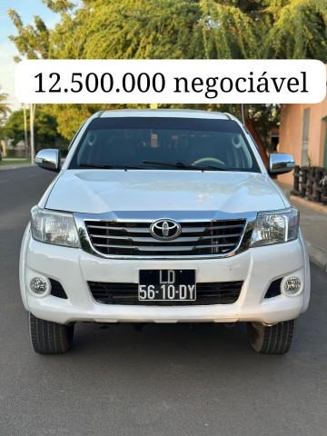 Venda TOYOTA HILUX