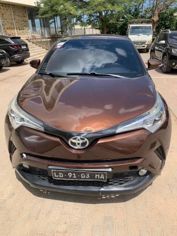 Venda TOYOTA C-HR DESPORTIVO