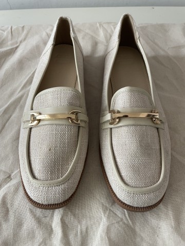 Venda ASOS DESIGN Wide Loafer Flat