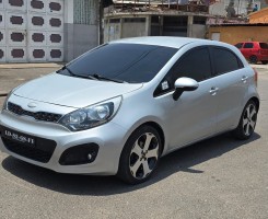 A venda KIA RIO FULL