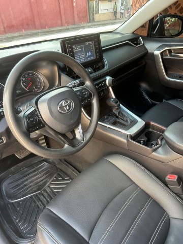 Venda TOYOTA RAV4