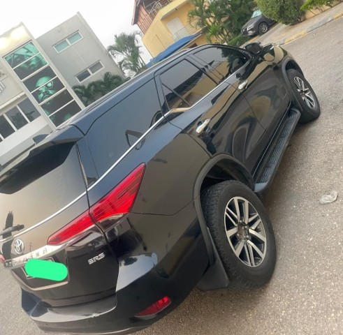 Venda TOYOTA FORTUNER