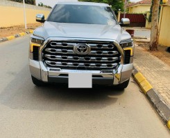 A venda TOYOTA TUNDRA | TWIN TURBO