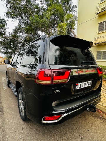 Venda TOYOTA LAND CRUISER VX | ACTUALIZADO