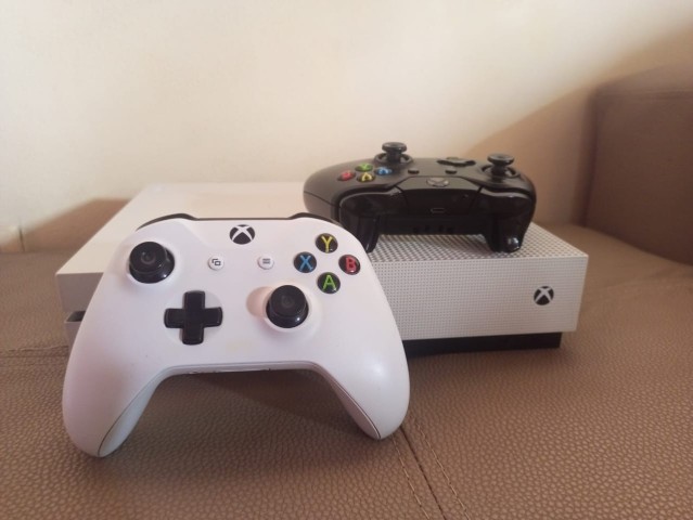 Venda Xbox One s