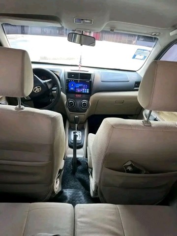 Venda TOYOTA AVANZA