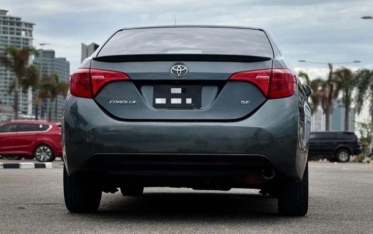 Venda TOYOTA CORROLA