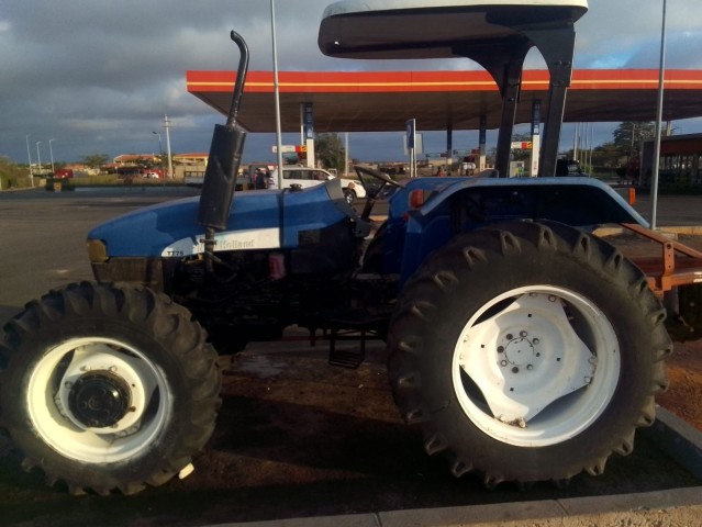 Venda Tratactor New Holland