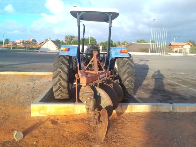 Venda Tratactor New Holland