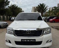 A venda TOYOTA HILUX