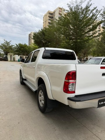 Venda TOYOTA HILUX
