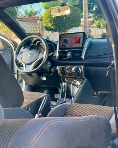 Venda TOYOTA YARIS