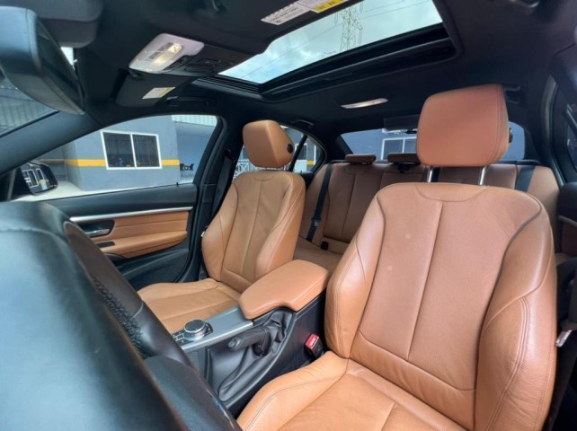 Venda BMW 330i