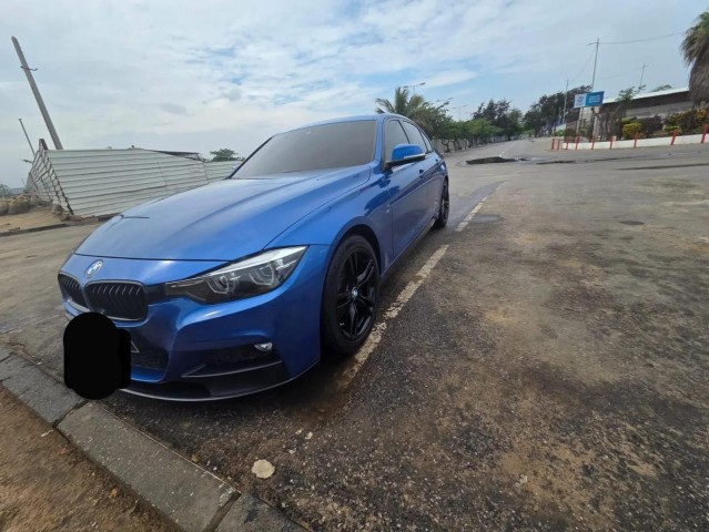 Venda BMW 330i