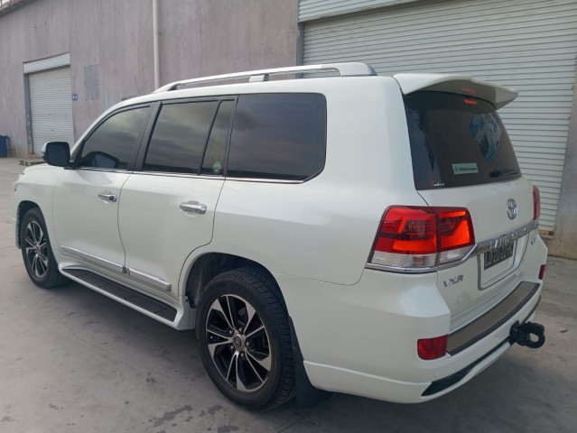 Venda TOYOTA LAND CRUISER | VXR
