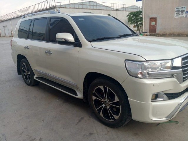 Venda TOYOTA LAND CRUISER | VXR