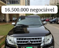 A venda MITSUBISHI PAJERO FULL