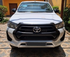 A venda TOYOTA HILUX