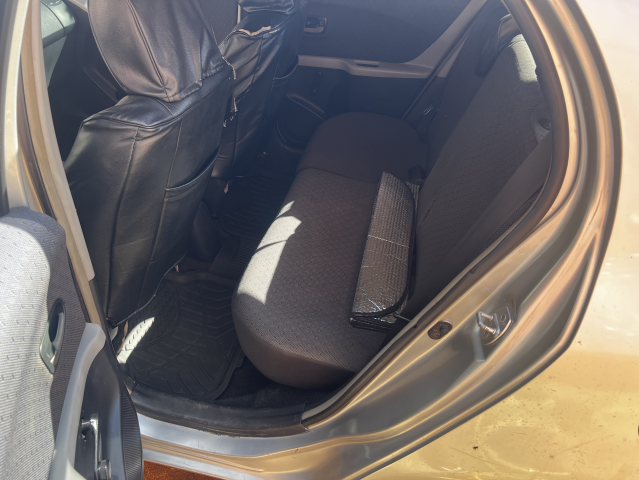 Venda TOYOTA YARIS BEM CONSERVADO