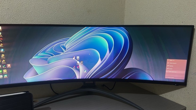 Venda Monitor AOC
