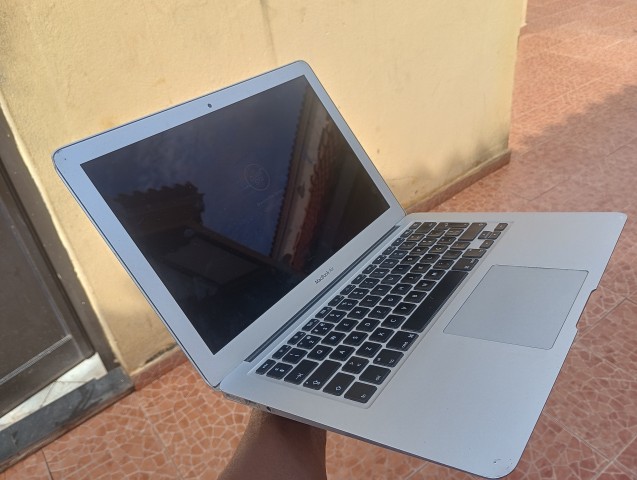 Venda MacBook Air.