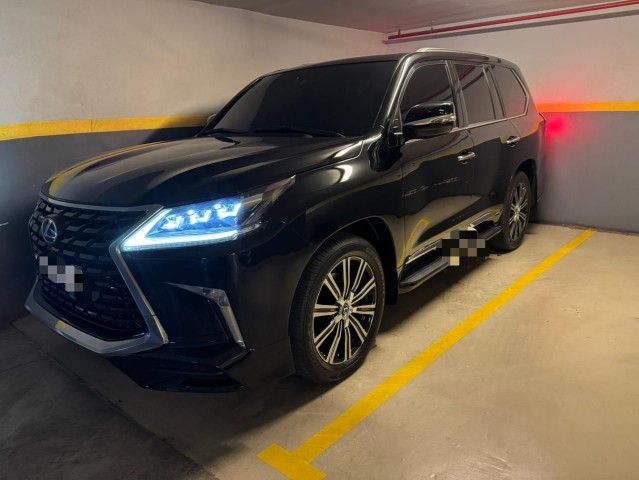 Venda Lexus super sport 570 s