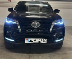A venda TOYOTA FORTUNER SR5