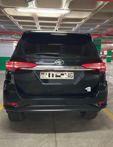 Venda TOYOTA FORTUNER SR5