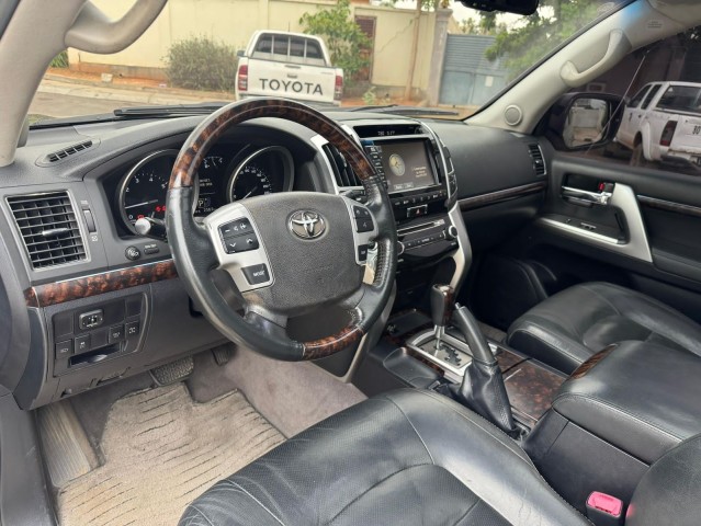Venda TOYOTA LAND CRUISER | VXR
