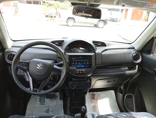 Venda SUZUKI SPRESS AUTOMÁTICO LIMPO
