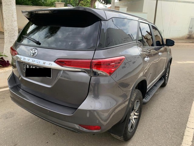Venda TOYOTA FORTUNER | EXR