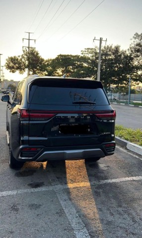 Venda LEXUS LX600