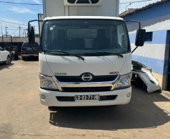 A venda TOYOTA HINO | FRIGORÍFICO