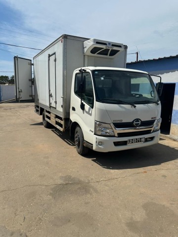 Venda TOYOTA HINO | FRIGORÍFICO