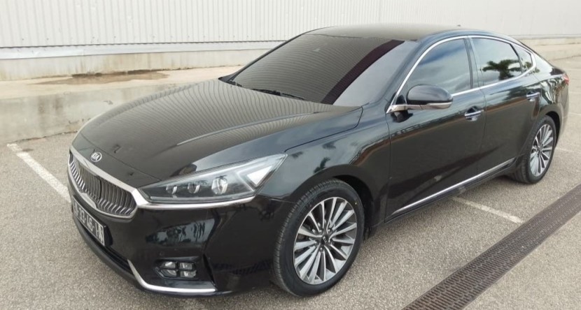 Venda KIA K7