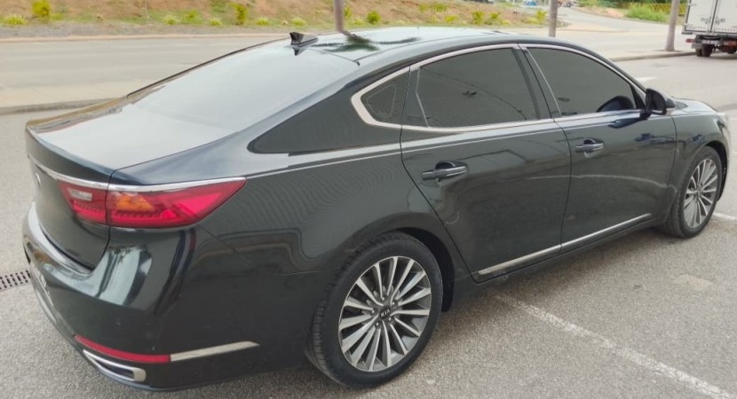 Venda KIA K7