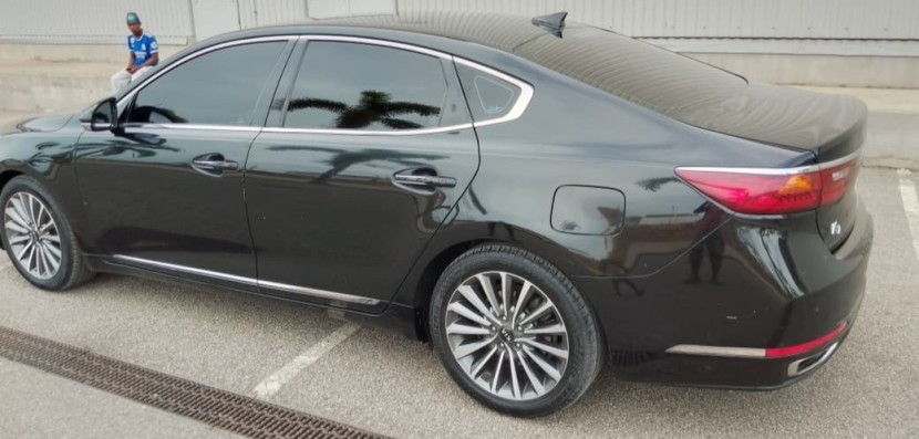 Venda KIA K7