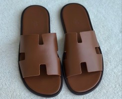A venda Sandálias Masculinas | Hermès