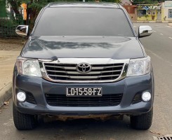 A venda TOYOTA HILUX 2KD SÉRIE FZ